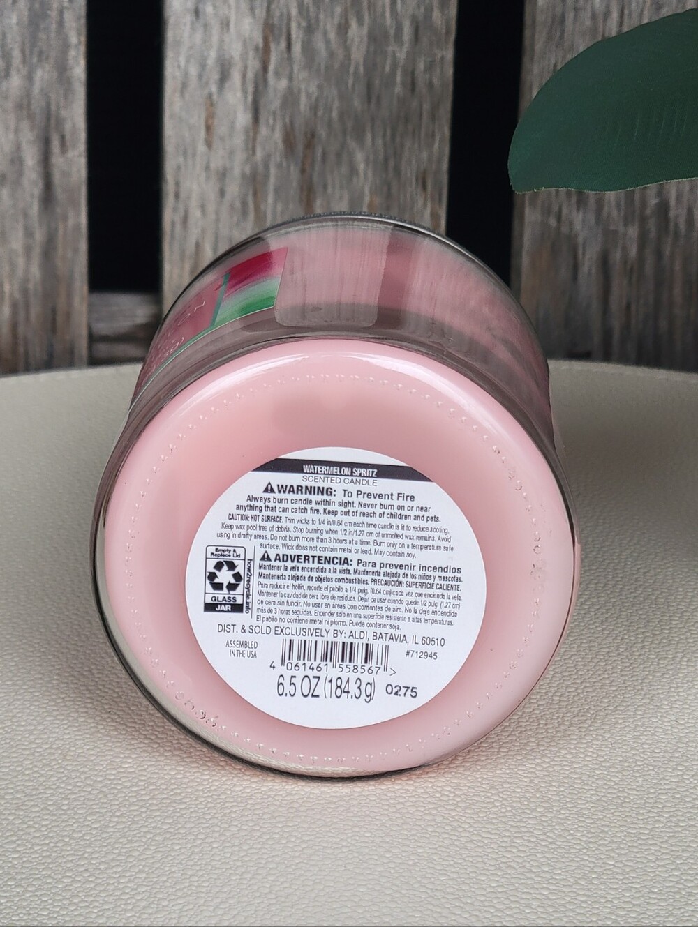 Watermelon Spritz Scented Candle - Soft Pink - Picture 2 of 3